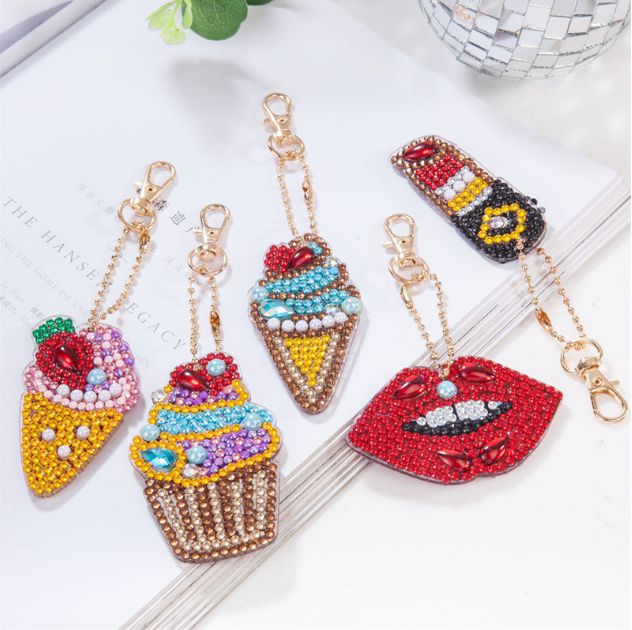 Keychains Various | 5 pieces